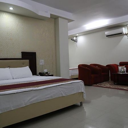 Hotel City Plaza Τζεσόρ Εξωτερικό φωτογραφία