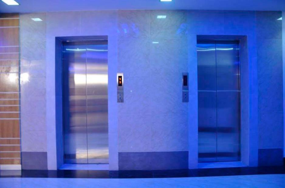 Hotel City Plaza Τζεσόρ Εξωτερικό φωτογραφία
