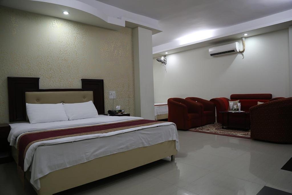 Hotel City Plaza Τζεσόρ Εξωτερικό φωτογραφία