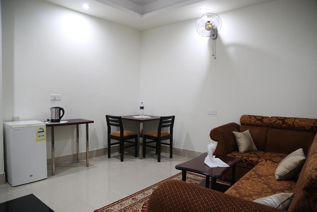 Hotel City Plaza Τζεσόρ Εξωτερικό φωτογραφία